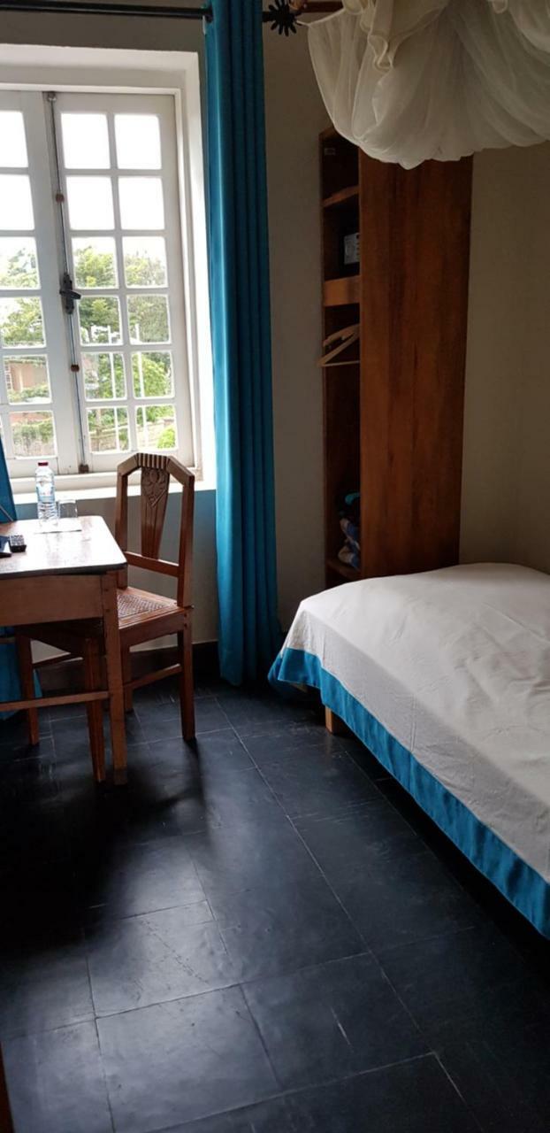 Lovasoa 4C Hotel Antsirabe Eksteriør billede